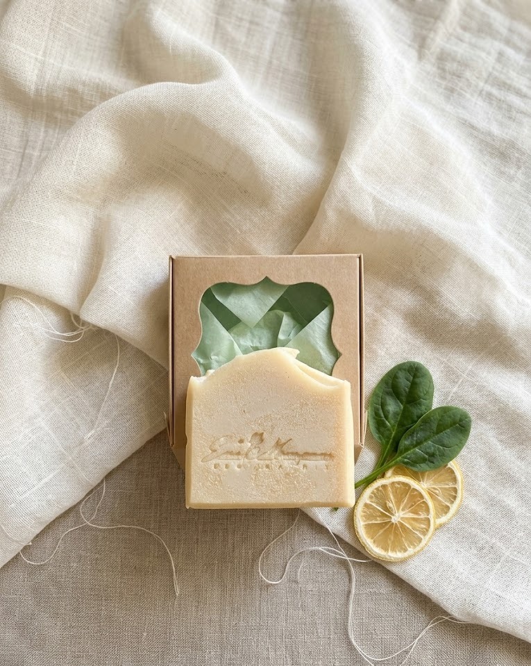 Лимонний муслін фреш мило зі шпинатом, авокадо і лимоном Лимонний муслін фреш мило зі шпинатом, авокадо і лимоном