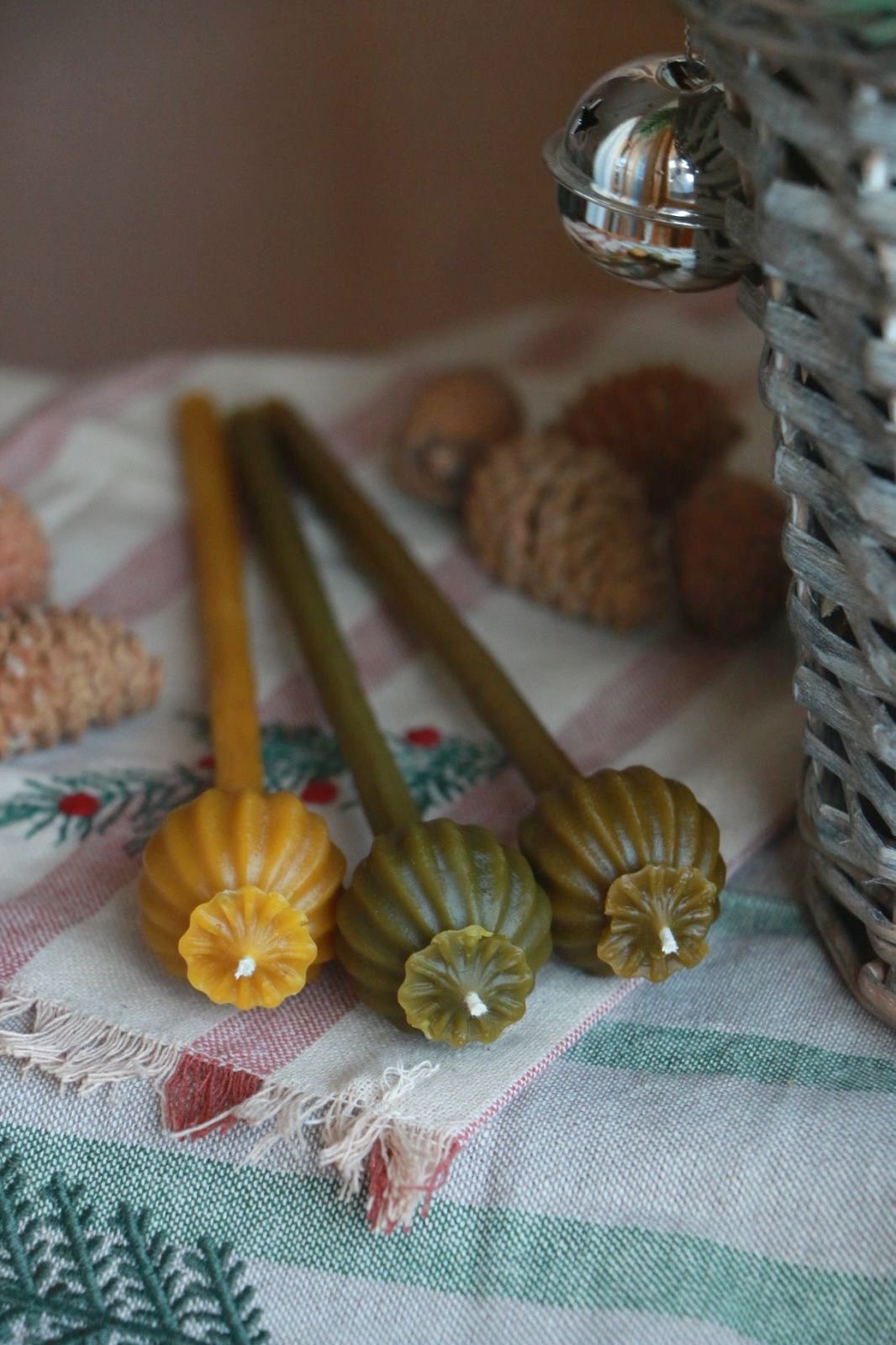 Свічка Маківка з довгим стеблом Свічка Маківка з довгим стеблом