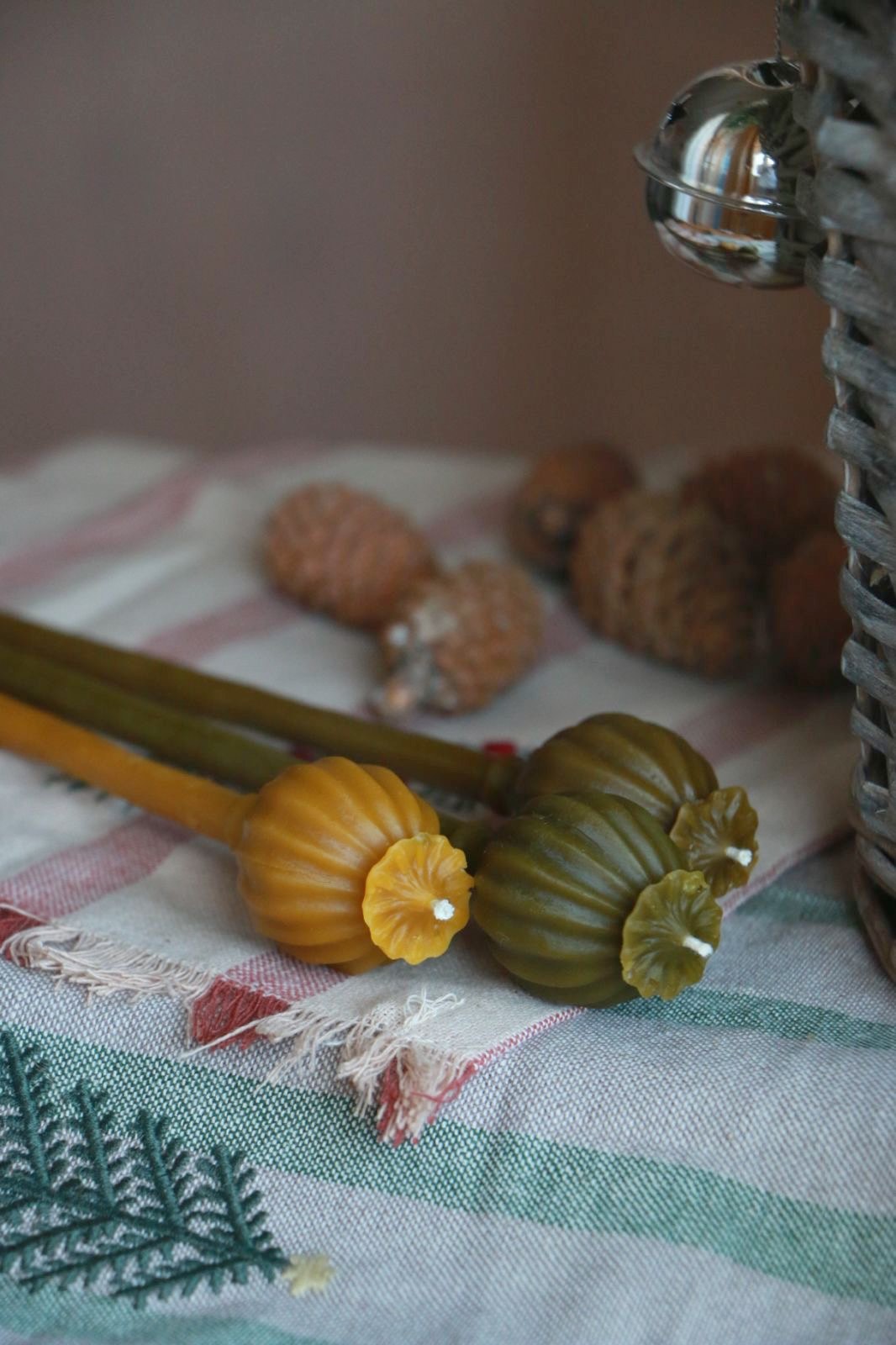 Свічка Маківка з довгим стеблом Свічка Маківка з довгим стеблом